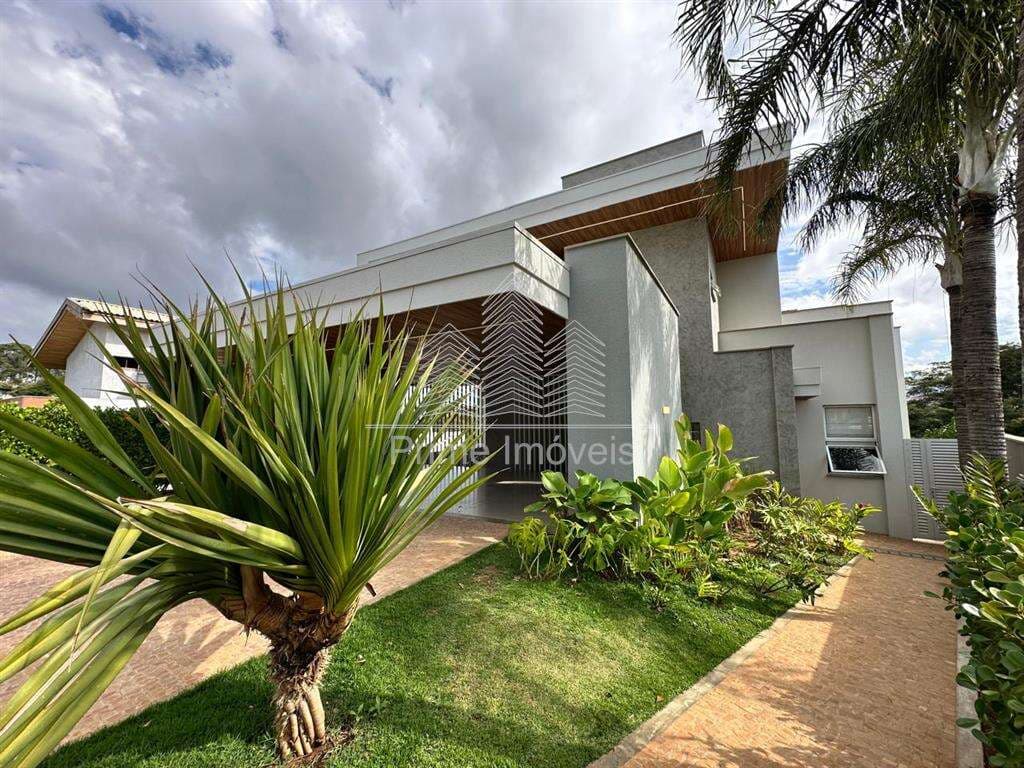 Casa para Comprar em Marília no bairro JARDIM ALVORADA