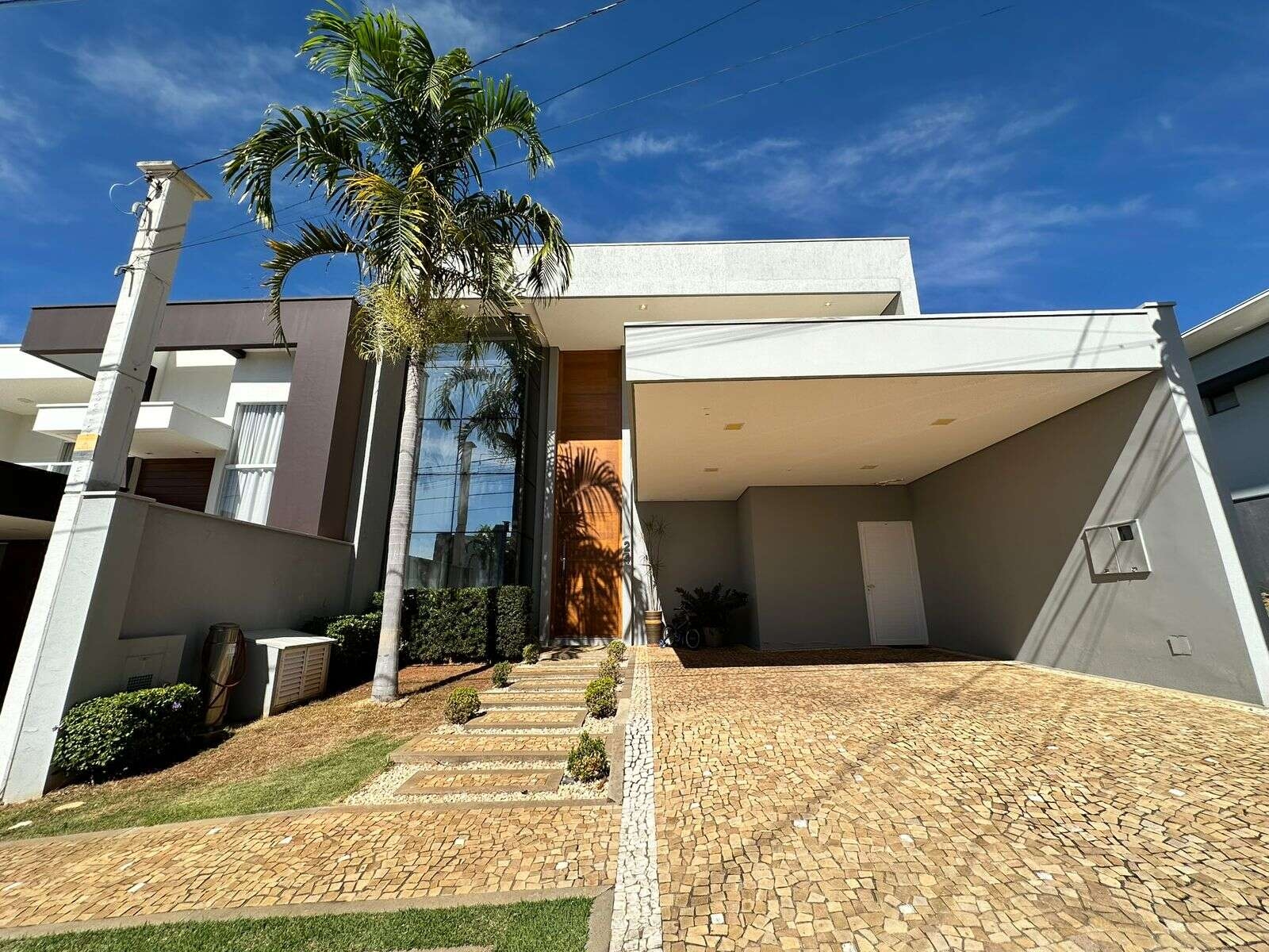 Casa para Comprar em Marília no bairro ESMERALDA Casa para Comprar em Marília no bairro ESMERALDA