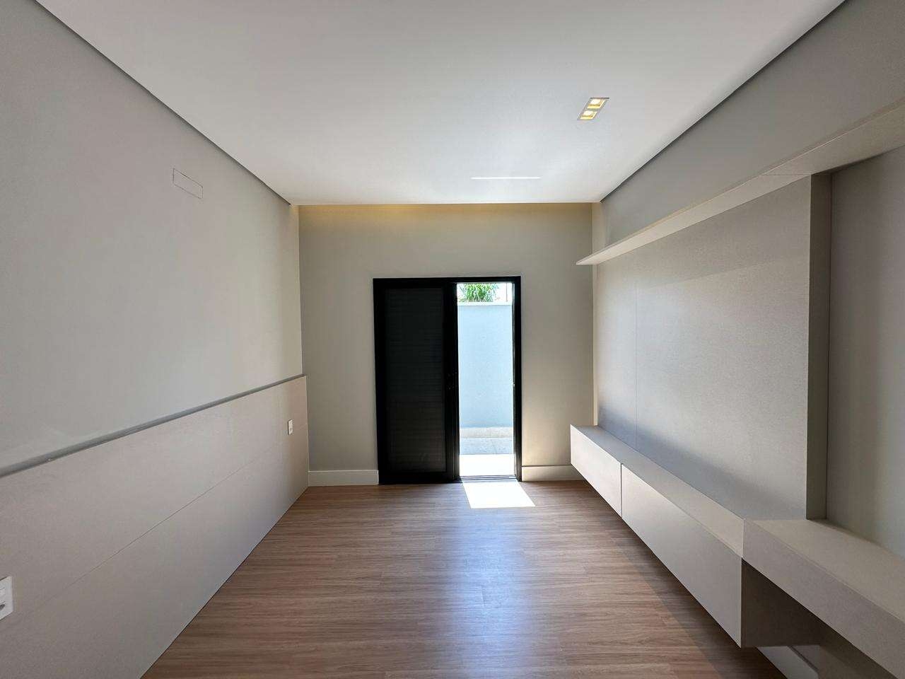 Casa para Comprar em Marília no bairro SILENZIO ESMERALDA Casa para Comprar em Marília no bairro SILENZIO ESMERALDA