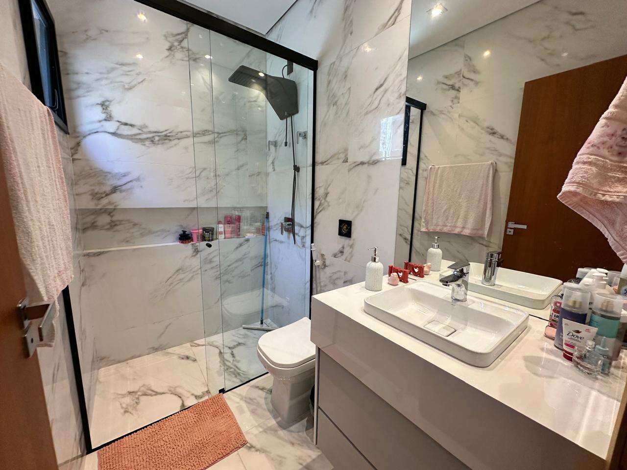 Casa para Comprar em Marília no bairro Vilage Damha Casa para Comprar em Marília no bairro Vilage Damha